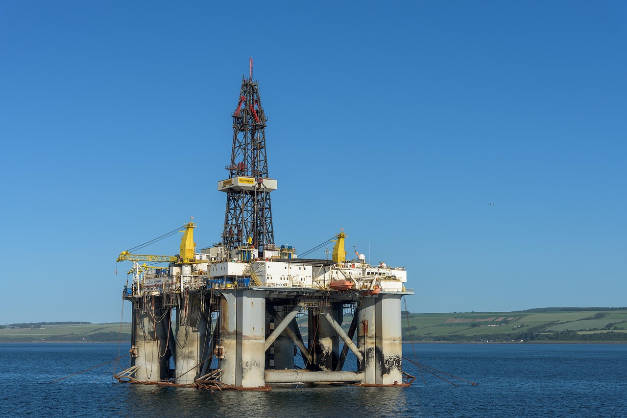 Endüstriyel enerji santrali ve borulama işleri